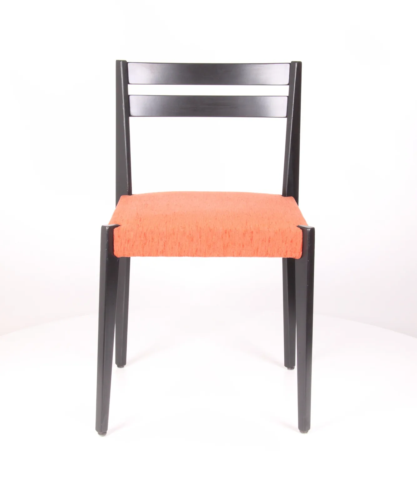 Thonet Stuhl mit geraden Beinen und Polstersitz