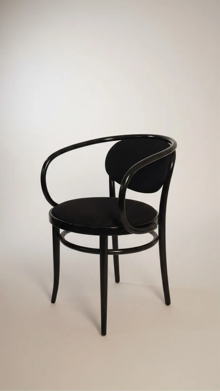 Thonet Modell 86 Bugholz-Armlehnstuhl, schwarz Ansicht 2